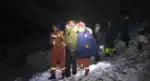 Alpinistas são salvos após ficarem presos em nevasca no Everest
