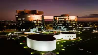 Imagem card com fundo