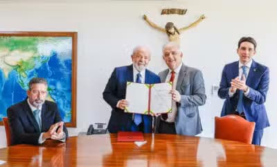 Imagem card com fundo