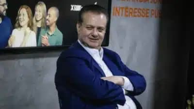 Imagem card com fundo