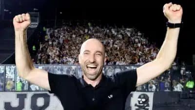 Imagem card com fundo