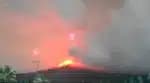 Vulcão na Indonésia entra em erupção e lança fumaça a 10 km de altura